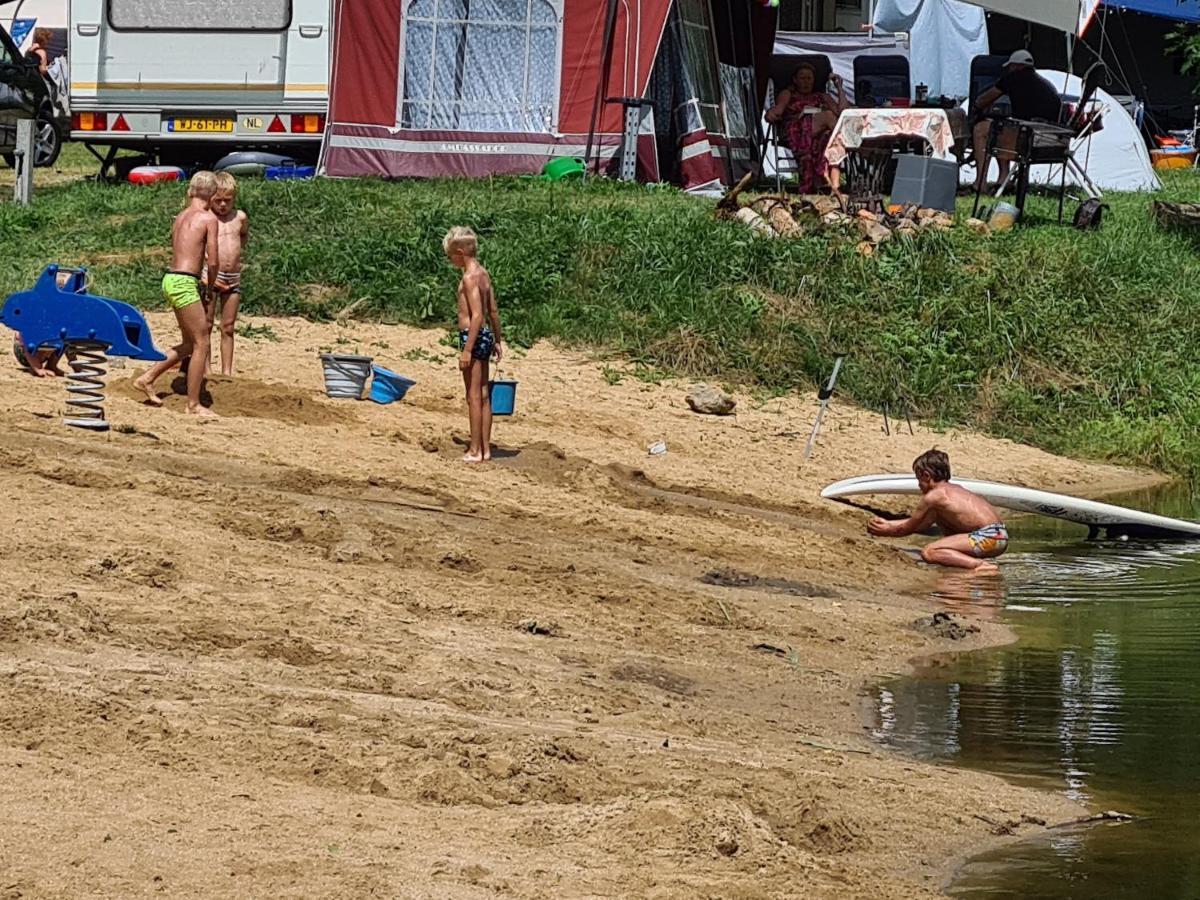 Camping Fontana S.R.O. Villa Počátky Buitenkant foto